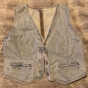 Abercrombie & Fitch NWOT Light Blue Denim Vest